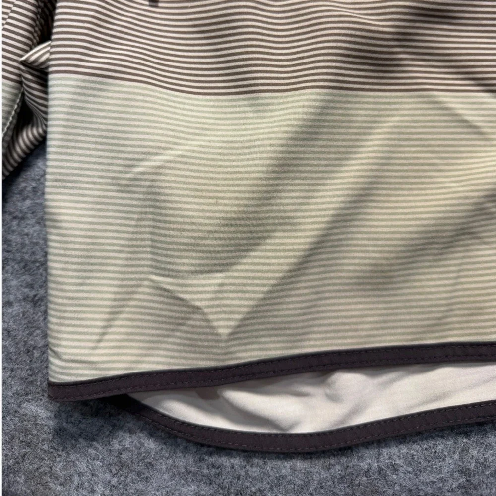 Vuori V314 Mens 32 Cruise Striped Board Shorts 7IN Brown Tan Swim Trunks Unlined